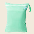 Cargar la imagen en la vista de la galería, Wetbag bolsa impermeable 30x40 cm Babybamboo