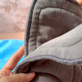 Cargar la imagen en la vista de la galería, 5 Insertos de bambú charcoal de 4 capas - Absorbentes para pañal ecologico